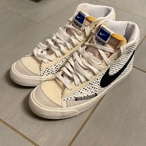 Nike Blazer Mid '77